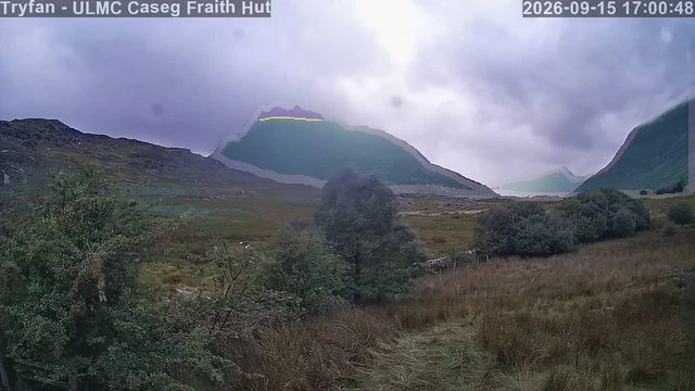 Tryfan cloud analysis overlay for the same cloudy example